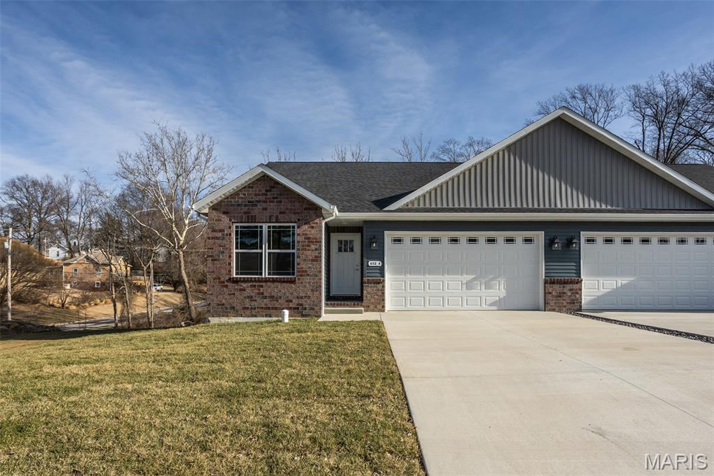 652 North Kansas Street, Unit 652A Edwardsville, IL 62025 - Photo 3 of 29