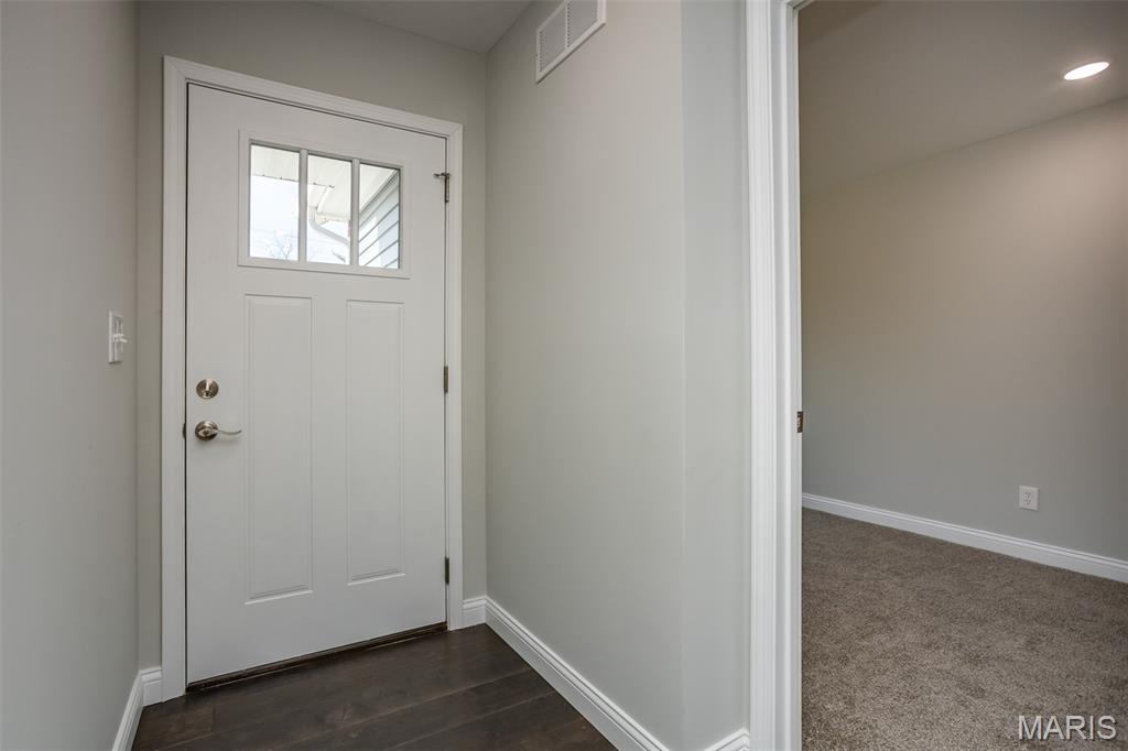 652 North Kansas Street, Unit 652A Edwardsville, IL 62025 - Photo 4 of 29