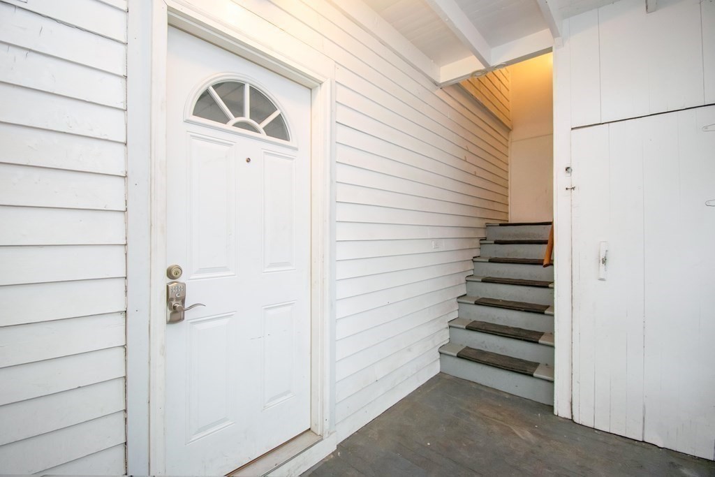 381-383 Parker Street Springfield, MA 01129 - Photo 18 of 39 Gallery Image 18