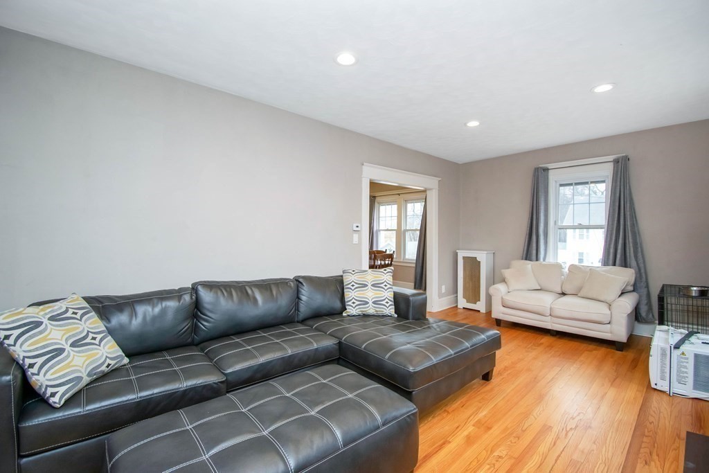 381-383 Parker Street Springfield, MA 01129 - Photo 35 of 39 Gallery Image 35