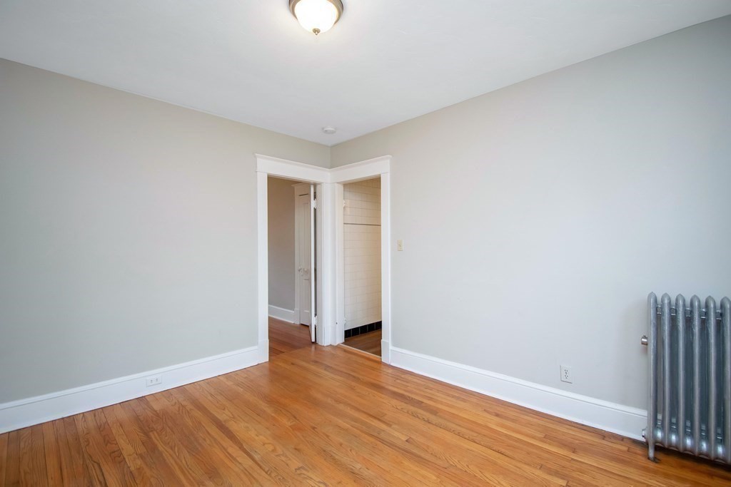 381-383 Parker Street Springfield, MA 01129 - Photo 6 of 39 Gallery Image 6