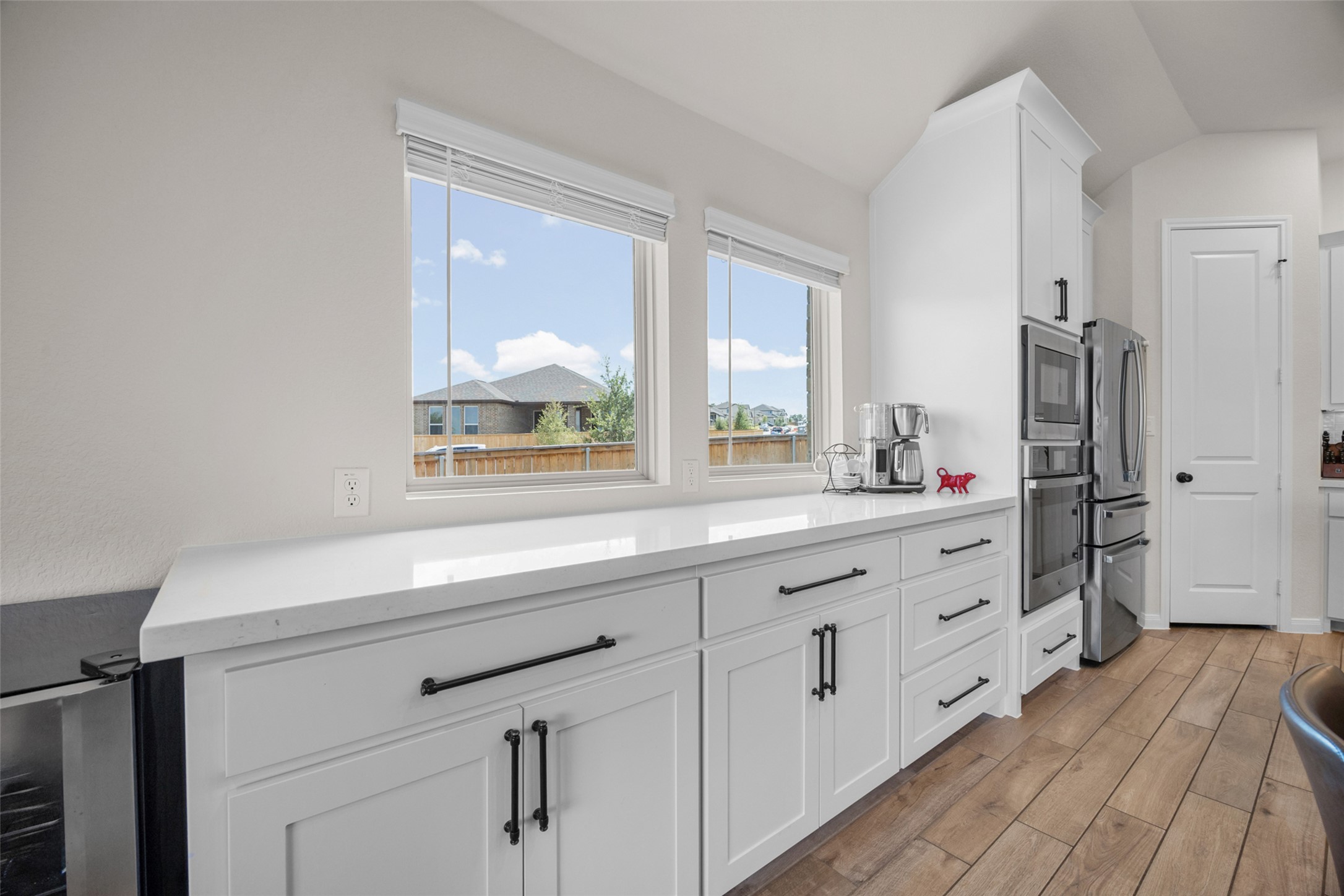 1200 Scenic Grn Loop Georgetown, TX 78628 - Photo 11 of 40 Added wall of cabinets for hosting or coffee bar, etc!