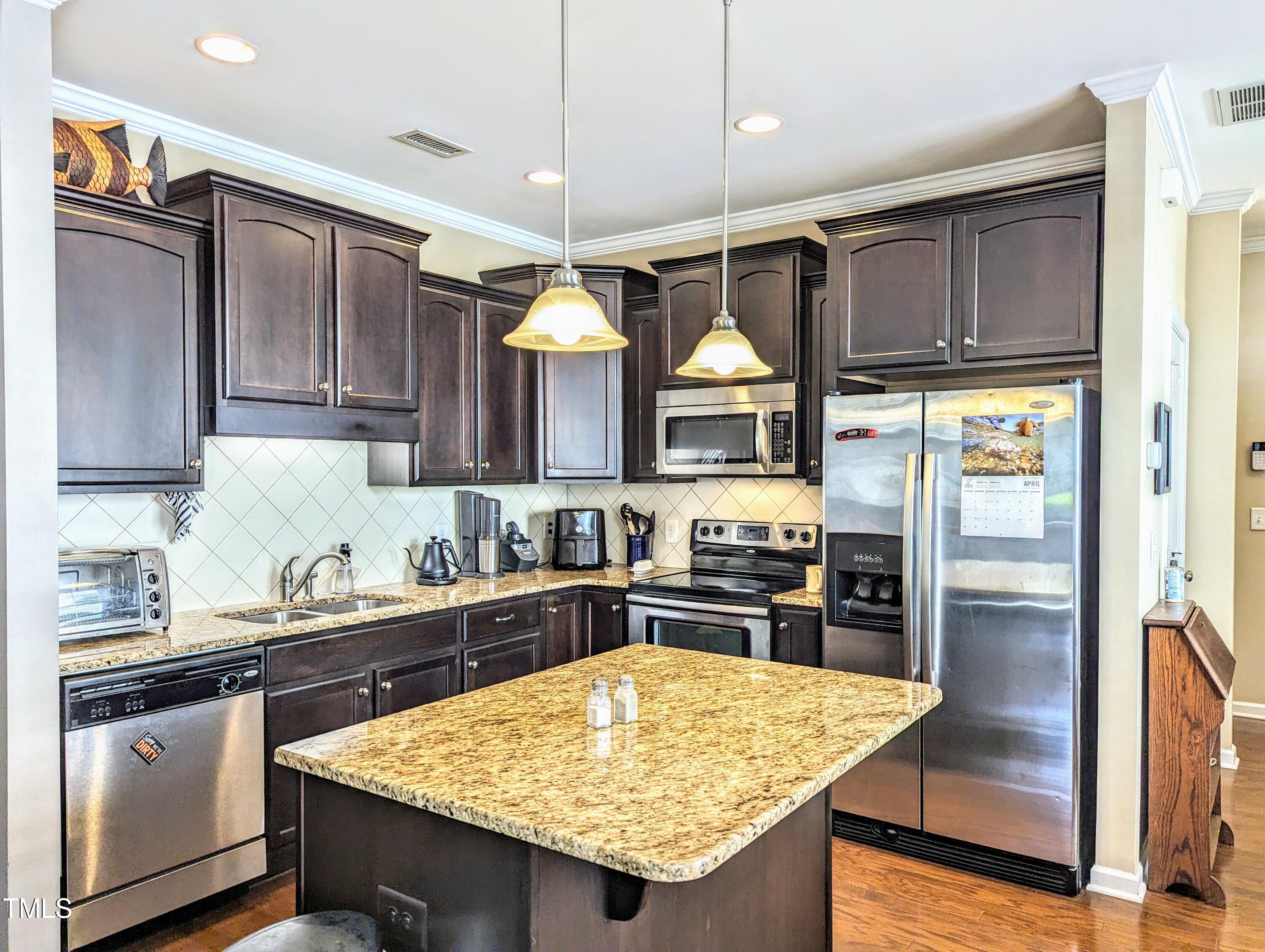 2447 Memory Ridge Drive Raleigh, NC 27606 - Photo 5 of 37 PXL_20240412_191927551