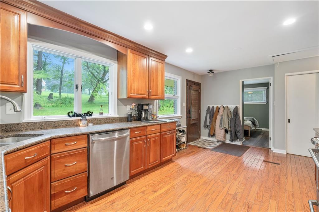 3716 Grove Road Gibsonia, PA 15044 - Photo 18 of 26 Gallery Image 18