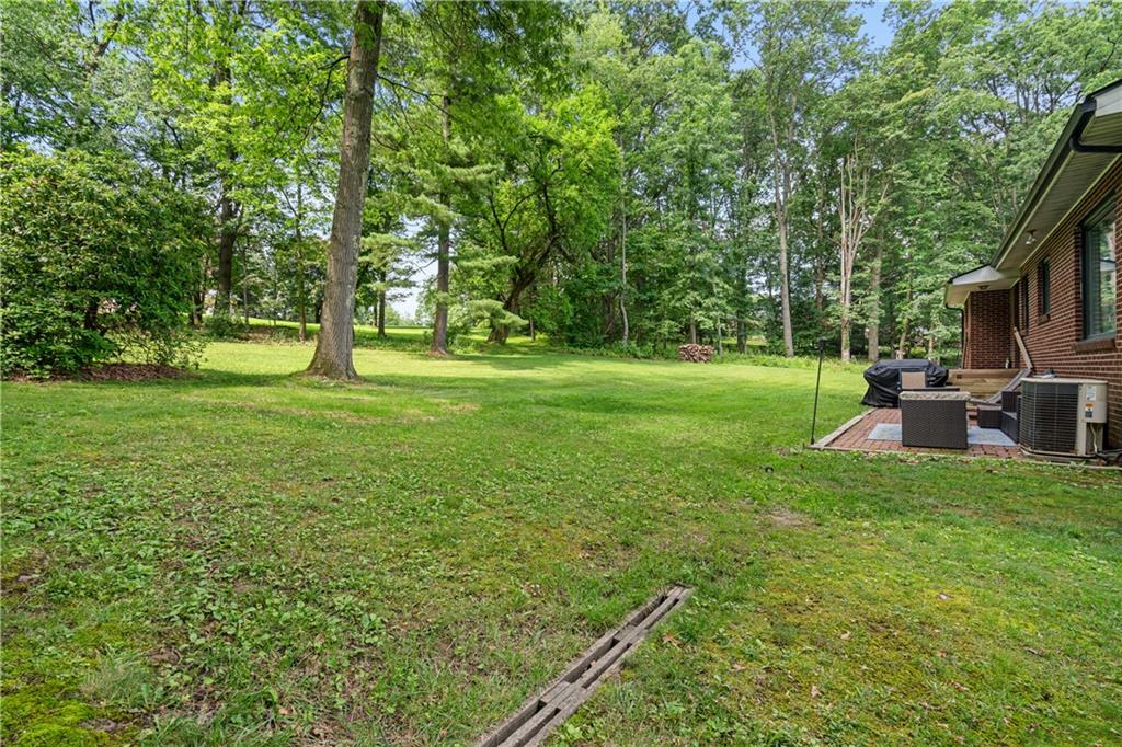 3716 Grove Road Gibsonia, PA 15044 - Photo 5 of 26 Gallery Image 5