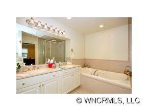 115 Gracelyn Road Asheville, NC 28804 - Photo 20 of 24 Gallery Image 20