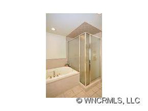 115 Gracelyn Road Asheville, NC 28804 - Photo 21 of 24 Gallery Image 21