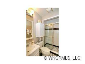 115 Gracelyn Road Asheville, NC 28804 - Photo 4 of 24 Gallery Image 4