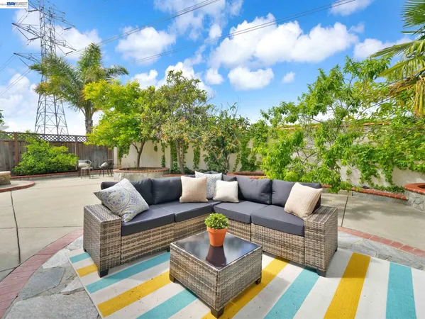 $2,298,000 | 11 Meadows Court, Fremont, CA 94539