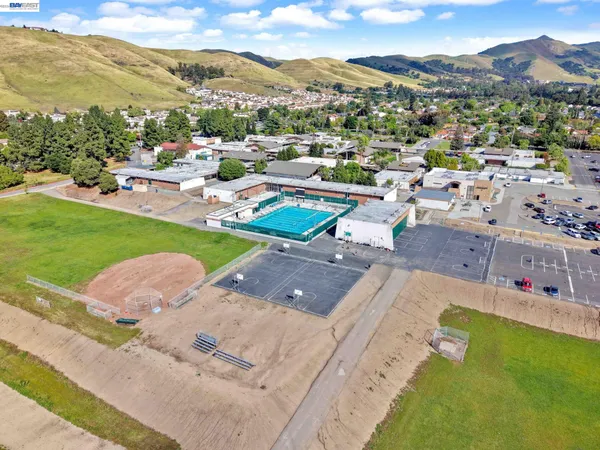 $2,298,000 | 11 Meadows Court, Fremont, CA 94539