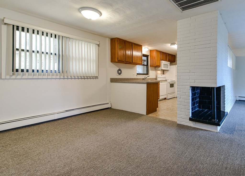 14 Saybrook Road Framingham, MA 01701 - Photo 6 of 27 Gallery Image 6