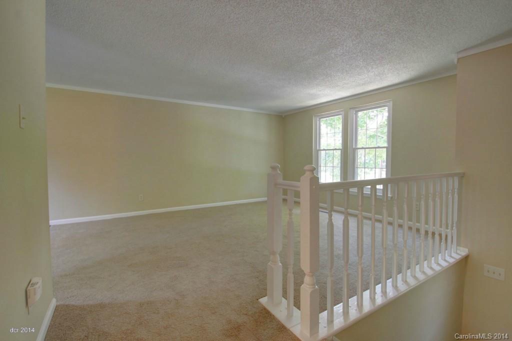 6625 Reddman Road Charlotte, NC 28212 - Photo 6 of 24 a view of a hallway
