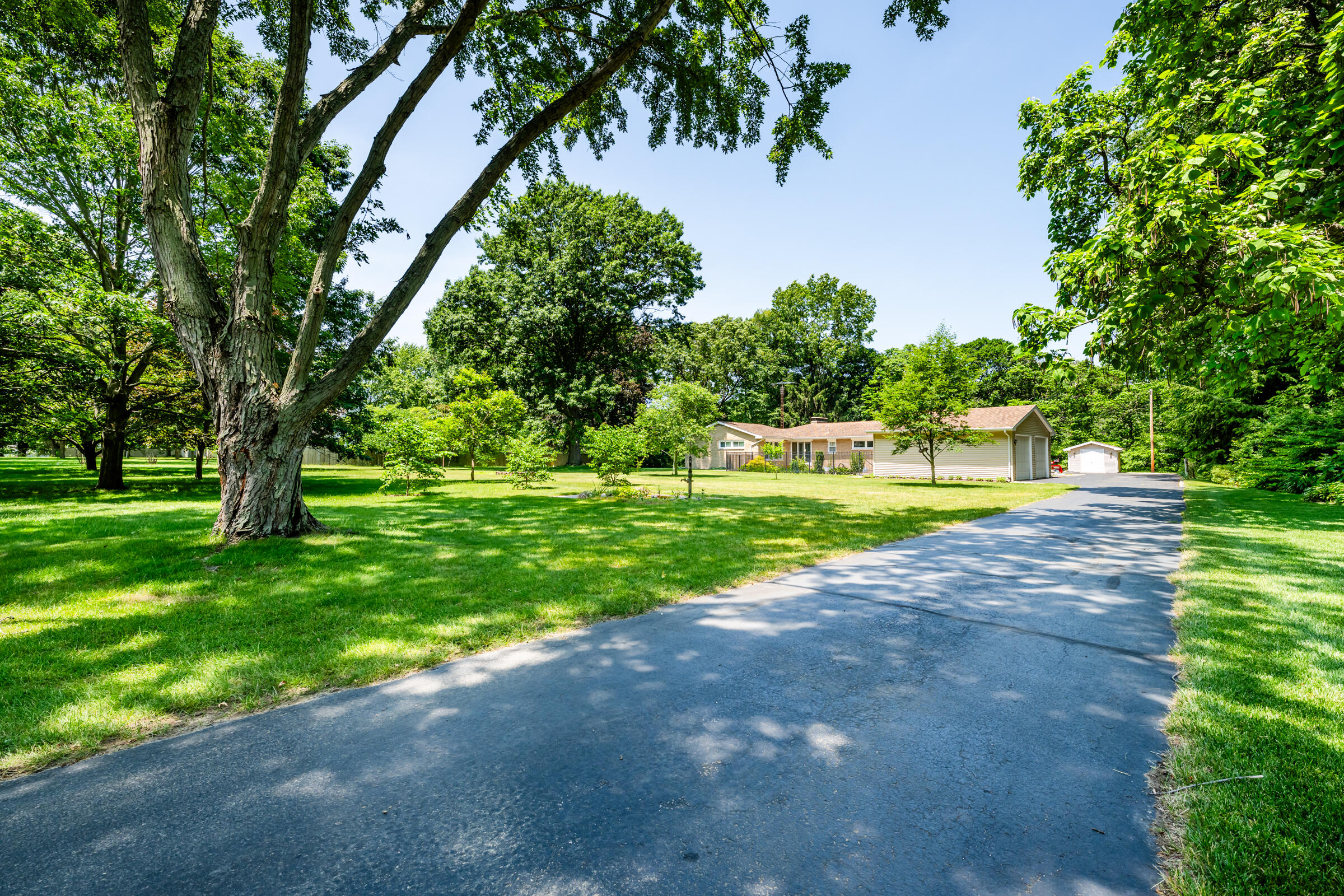 1595 Alex Path Stevensville, MI 49127 - Photo 2 of 38 Alex-501
