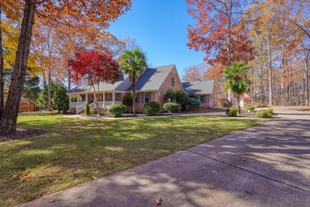 $615,777 | 316 Whitfield Lane, Boiling Springs, SC 29316