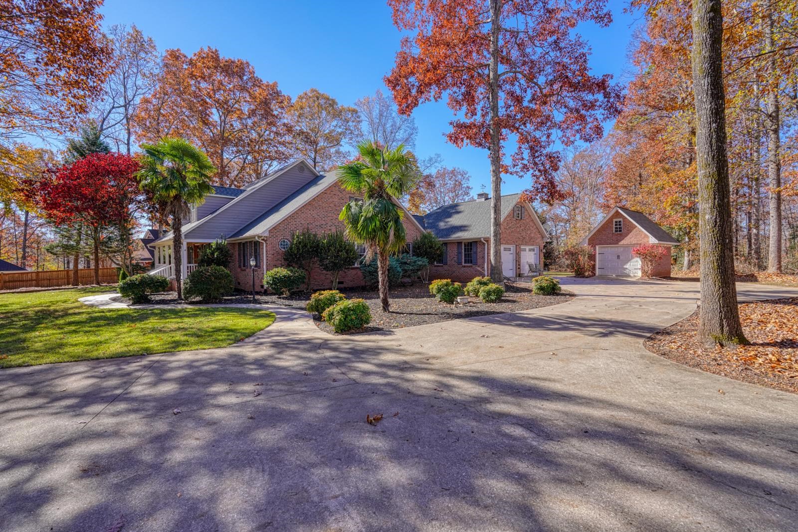 316 Whitfield Lane Boiling Springs, SC 29316 - Photo 6 of 49