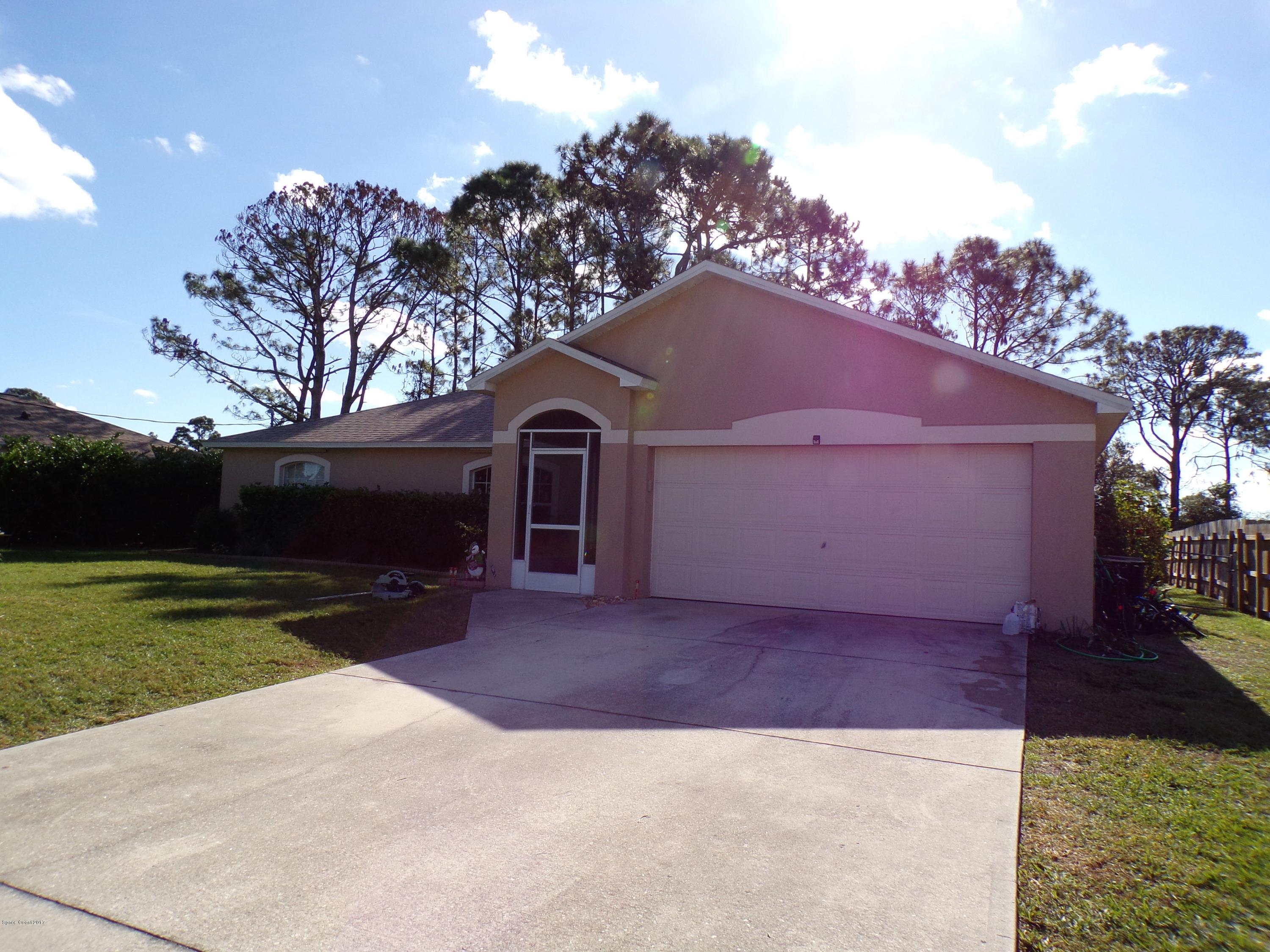 5181 Bridge Road Cocoa, FL 32927 - Photo 1 of 31 Front of home
