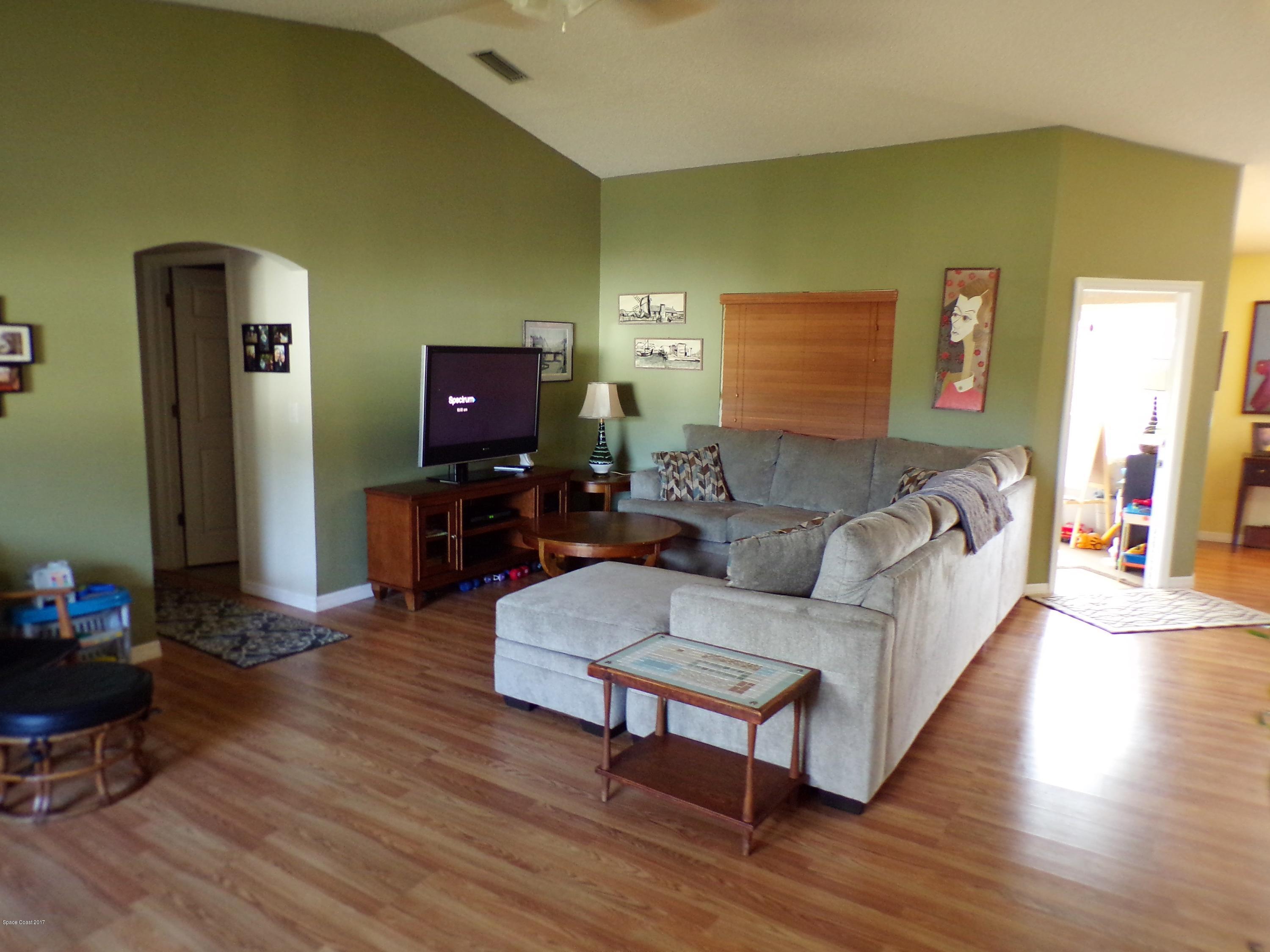 5181 Bridge Road Cocoa, FL 32927 - Photo 2 of 31 104_0070