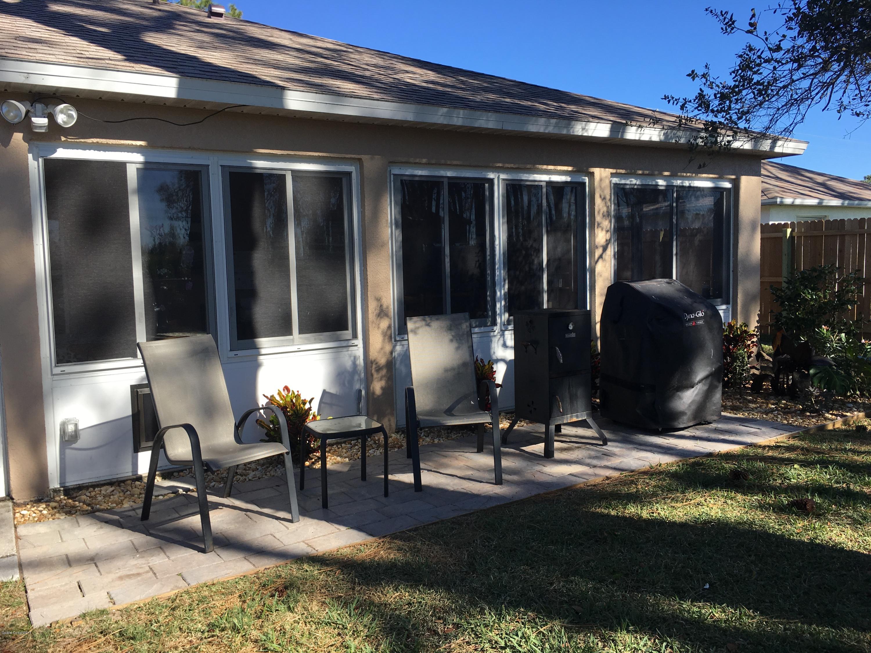 5181 Bridge Road Cocoa, FL 32927 - Photo 25 of 31 Back of Home
