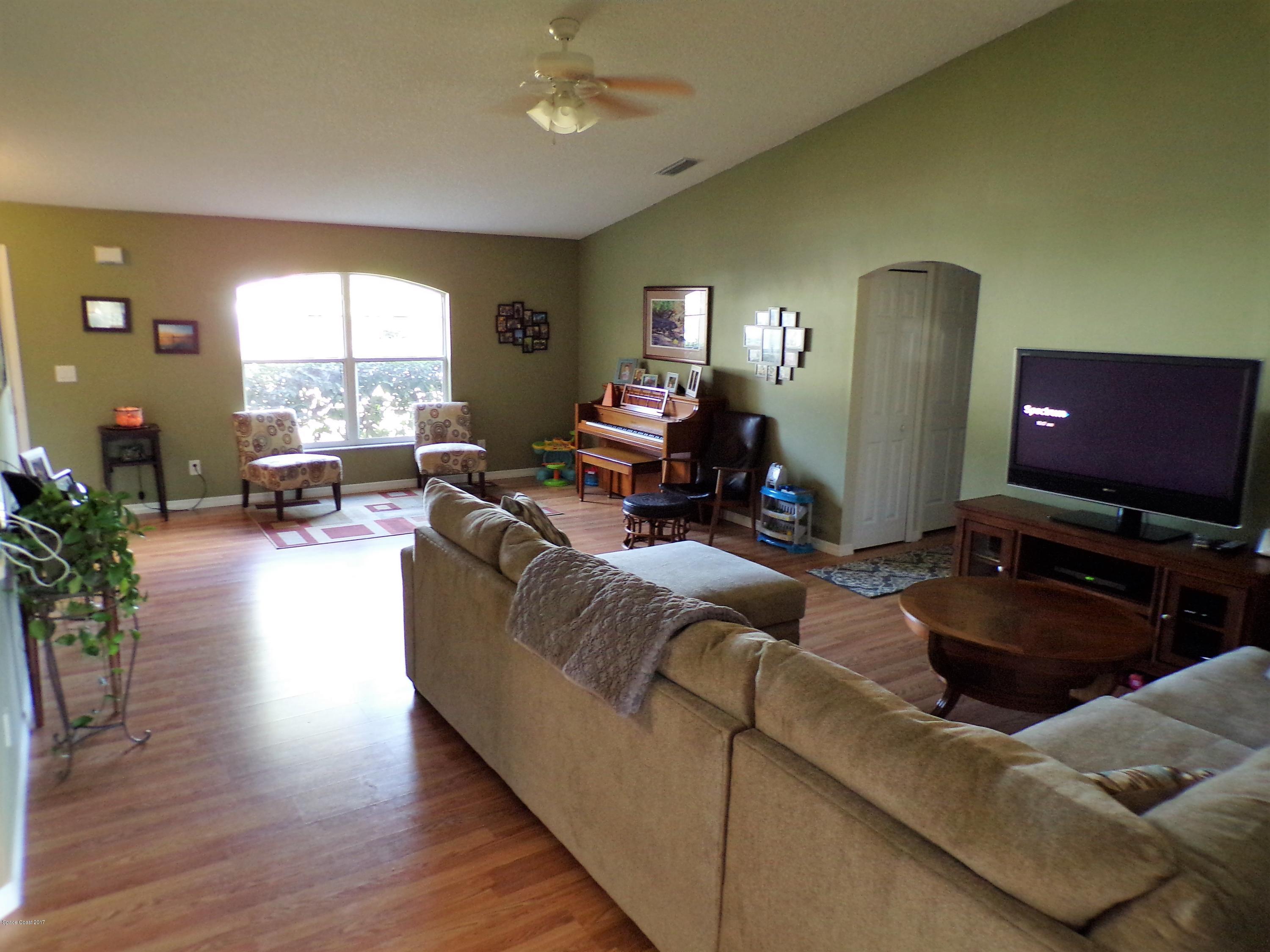 5181 Bridge Road Cocoa, FL 32927 - Photo 4 of 31 104_0086