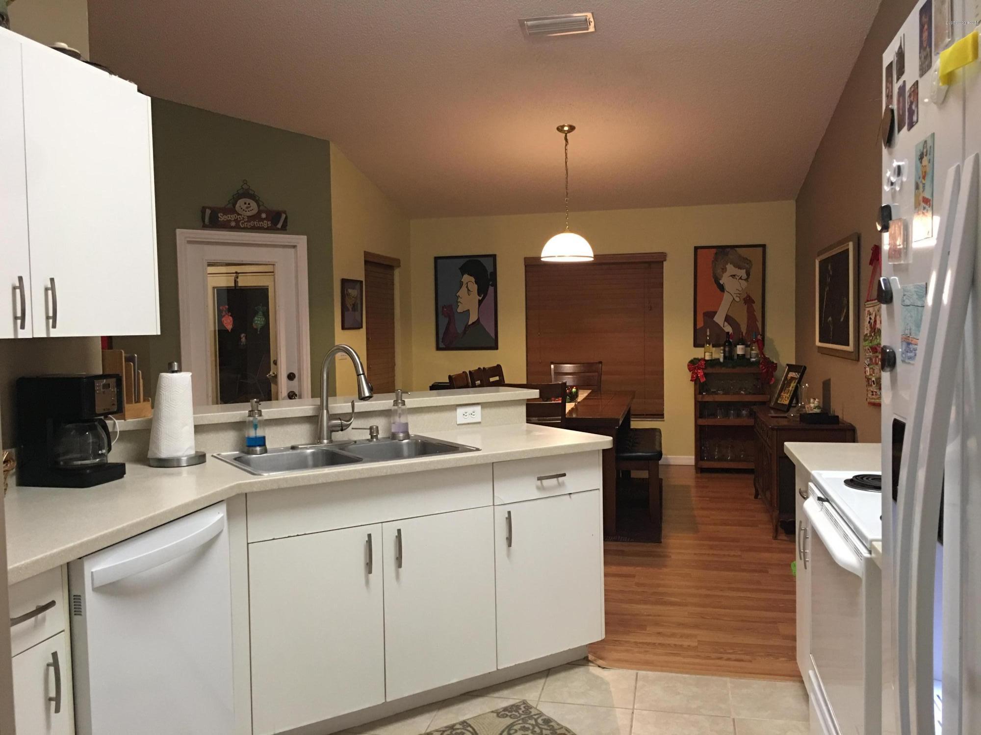 5181 Bridge Road Cocoa, FL 32927 - Photo 8 of 31 Kitchen