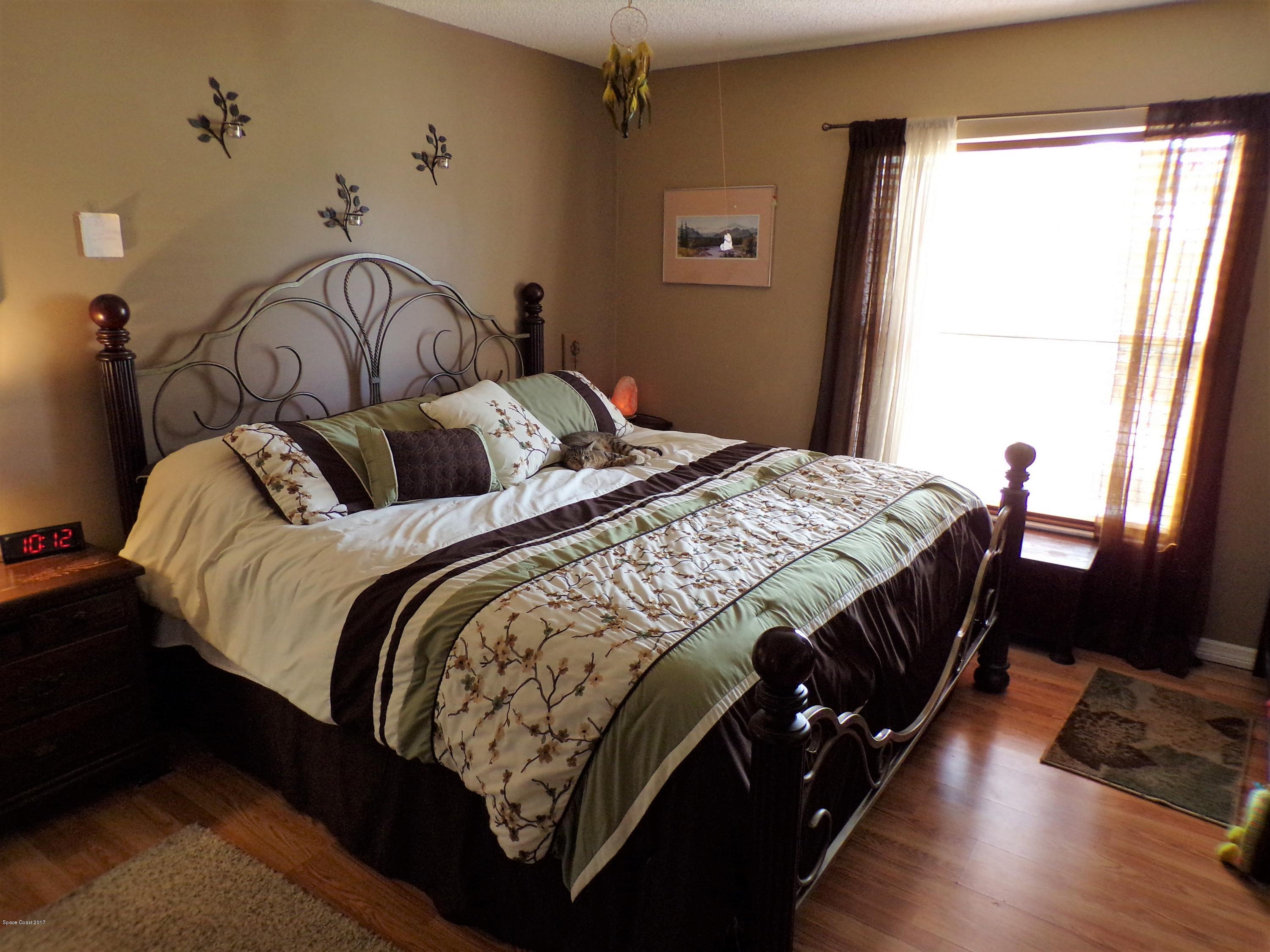 5181 Bridge Road Cocoa, FL 32927 - Photo 10 of 31 104_0068