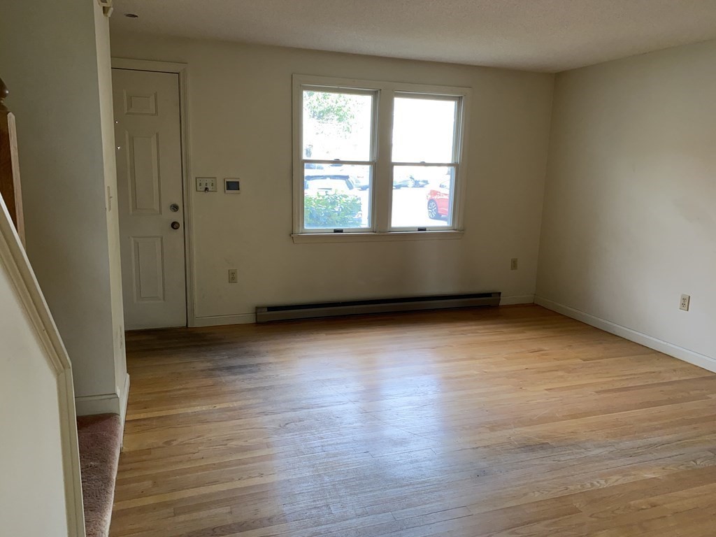 53 Victoria Heights Road, Unit 53 Boston, MA 02136 - Photo 11 of 33 Gallery Image 11