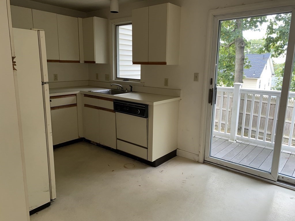 53 Victoria Heights Road, Unit 53 Boston, MA 02136 - Photo 13 of 33 Gallery Image 13