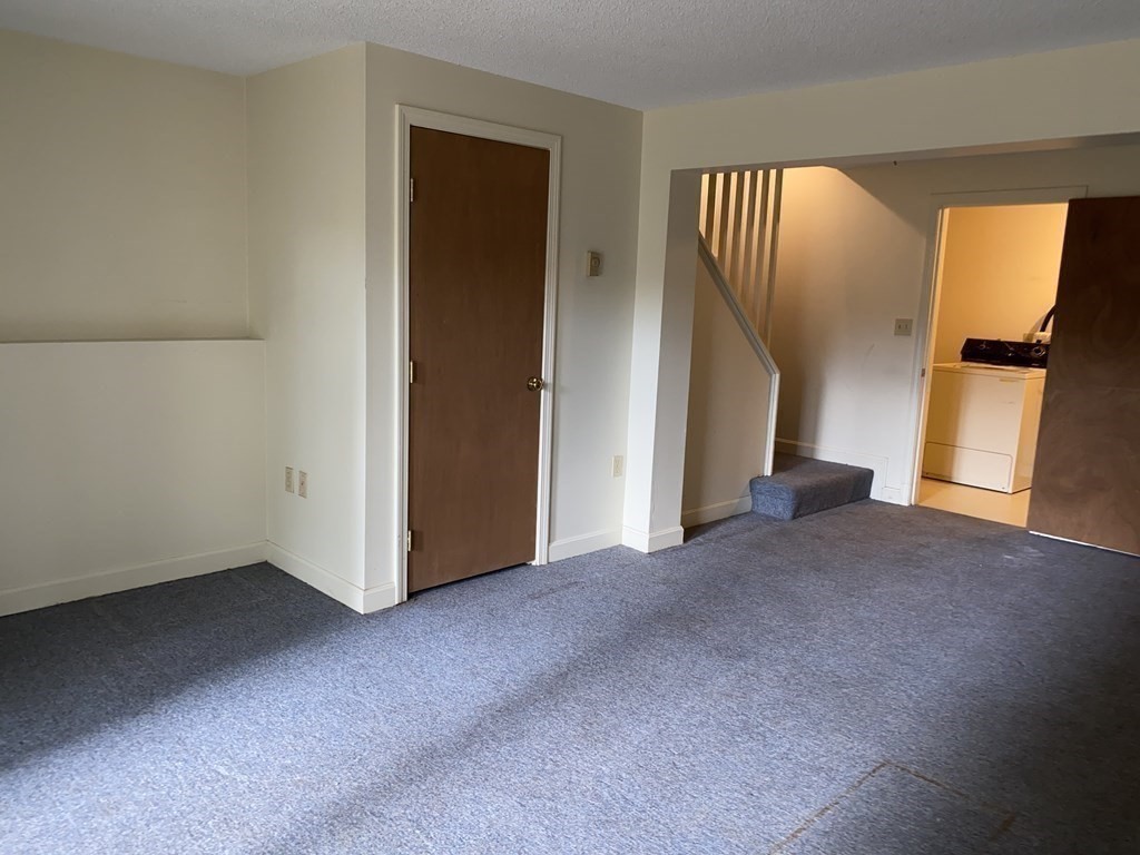 53 Victoria Heights Road, Unit 53 Boston, MA 02136 - Photo 27 of 33 Gallery Image 27
