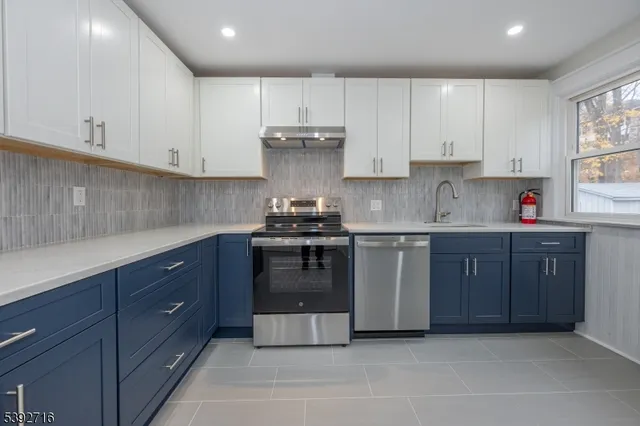 $2,650 | 4 Fowler Street, Unit 1, Franklin, NJ 07416