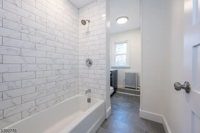 $2,650 | 4 Fowler Street, Unit 1, Franklin, NJ 07416