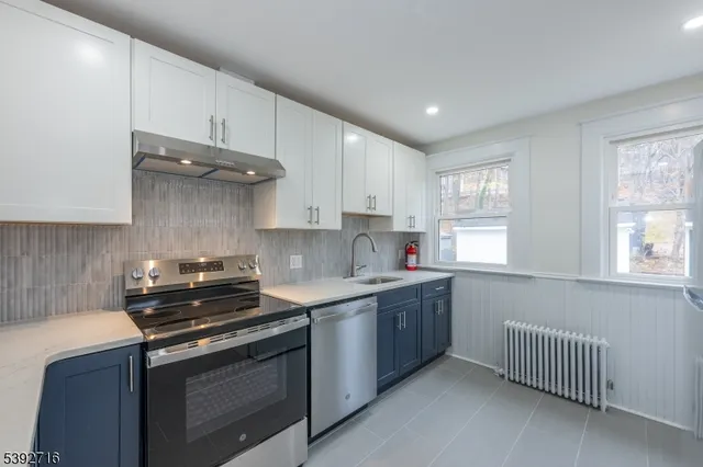 $2,650 | 4 Fowler Street, Unit 1, Franklin, NJ 07416