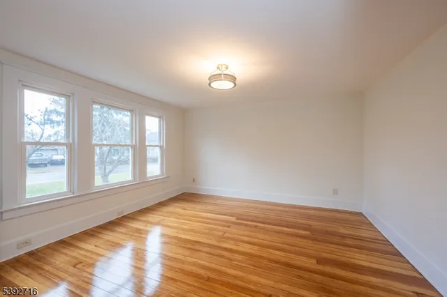 $2,650 | 4 Fowler Street, Unit 1, Franklin, NJ 07416