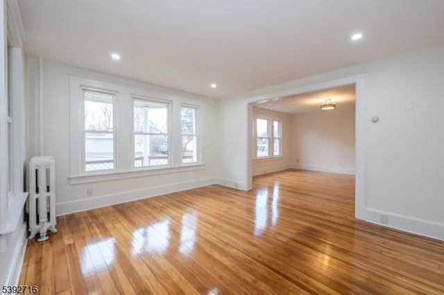 $2,650 | 4 Fowler Street, Unit 1, Franklin, NJ 07416