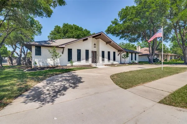 $445,000 | 1901 Westshore Drive, Garland, TX 75043