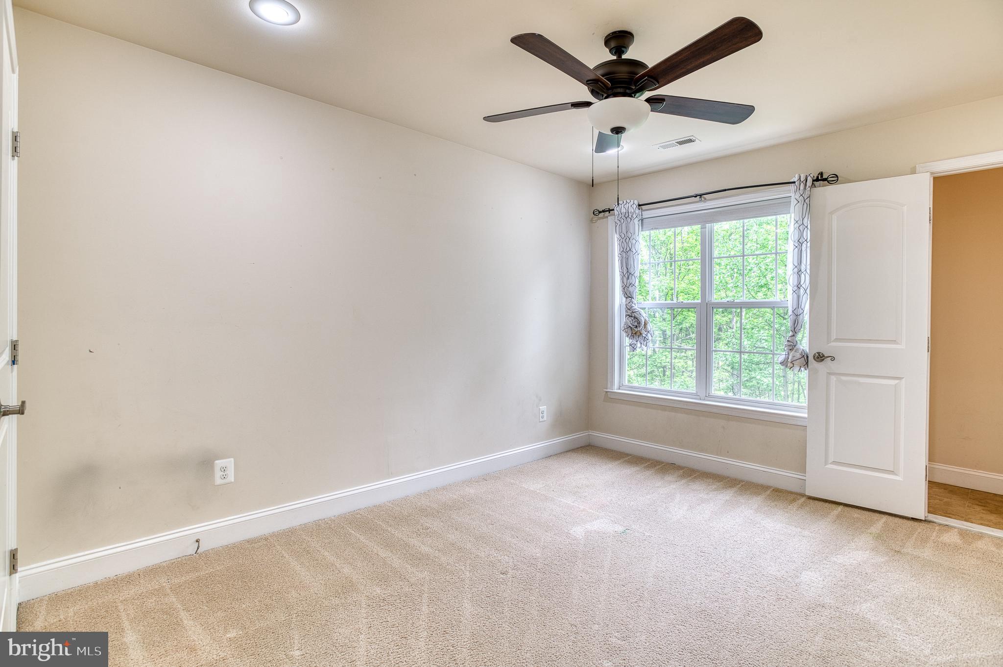7140 Barry Road Alexandria, VA 22315 - Photo 35 of 56