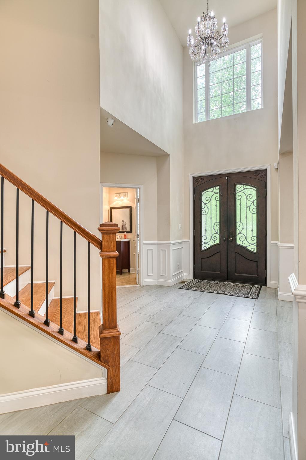 7140 Barry Road Alexandria, VA 22315 - Photo 5 of 56 a view of entryway