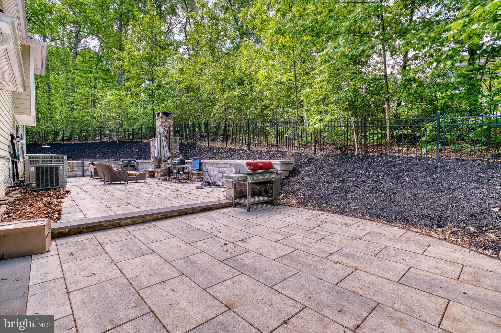 7140 Barry Road Alexandria, VA 22315 - Photo 53 of 56 a view of a backyard with sitting area