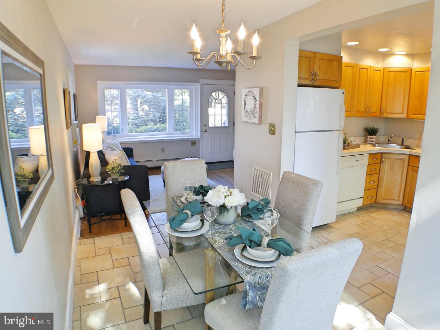 732 East Providence Road Aldan, PA 19018 - Photo 8 of 33 Dining area off of kitchen
