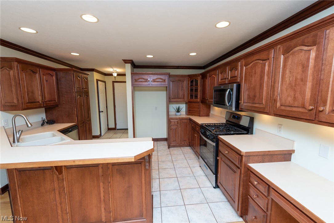 5925 Wolf Run Road Southeast Dennison, OH 44621 - Photo 9 of 35 View of kitchen with ample cabinetry