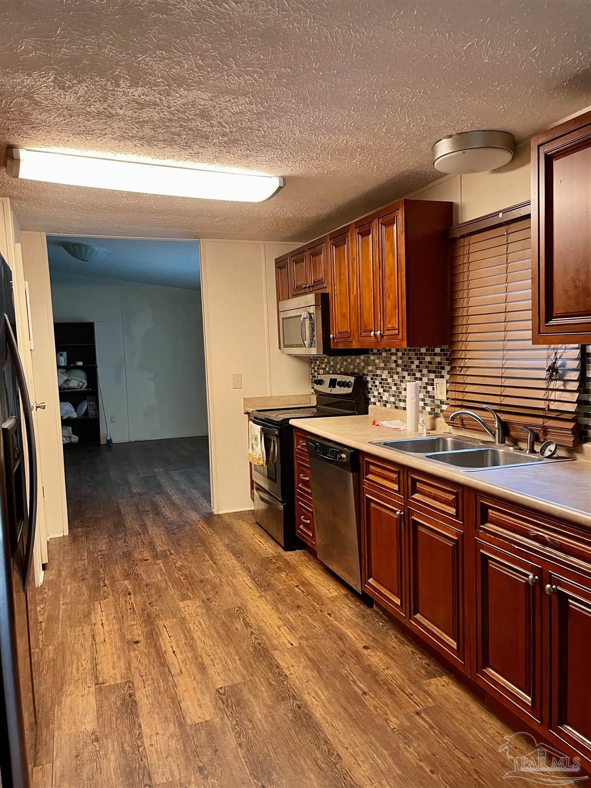 5912 Muldoon Road Pensacola, FL 32526 - Photo 2 of 7 Gallery Image 2