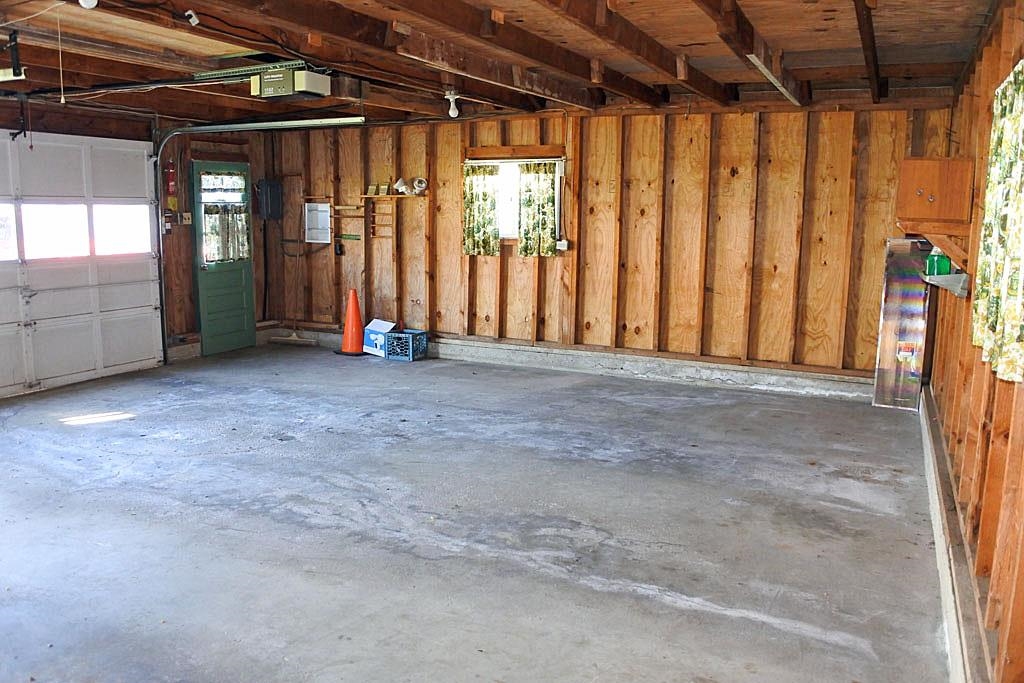 553 Main Street West Rutland, VT 05777 - Photo 9 of 40