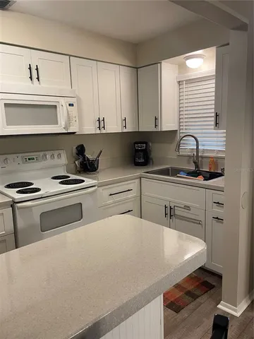 $2,600 | 14531 Walsingham Road, Unit 203, Largo, FL 33774