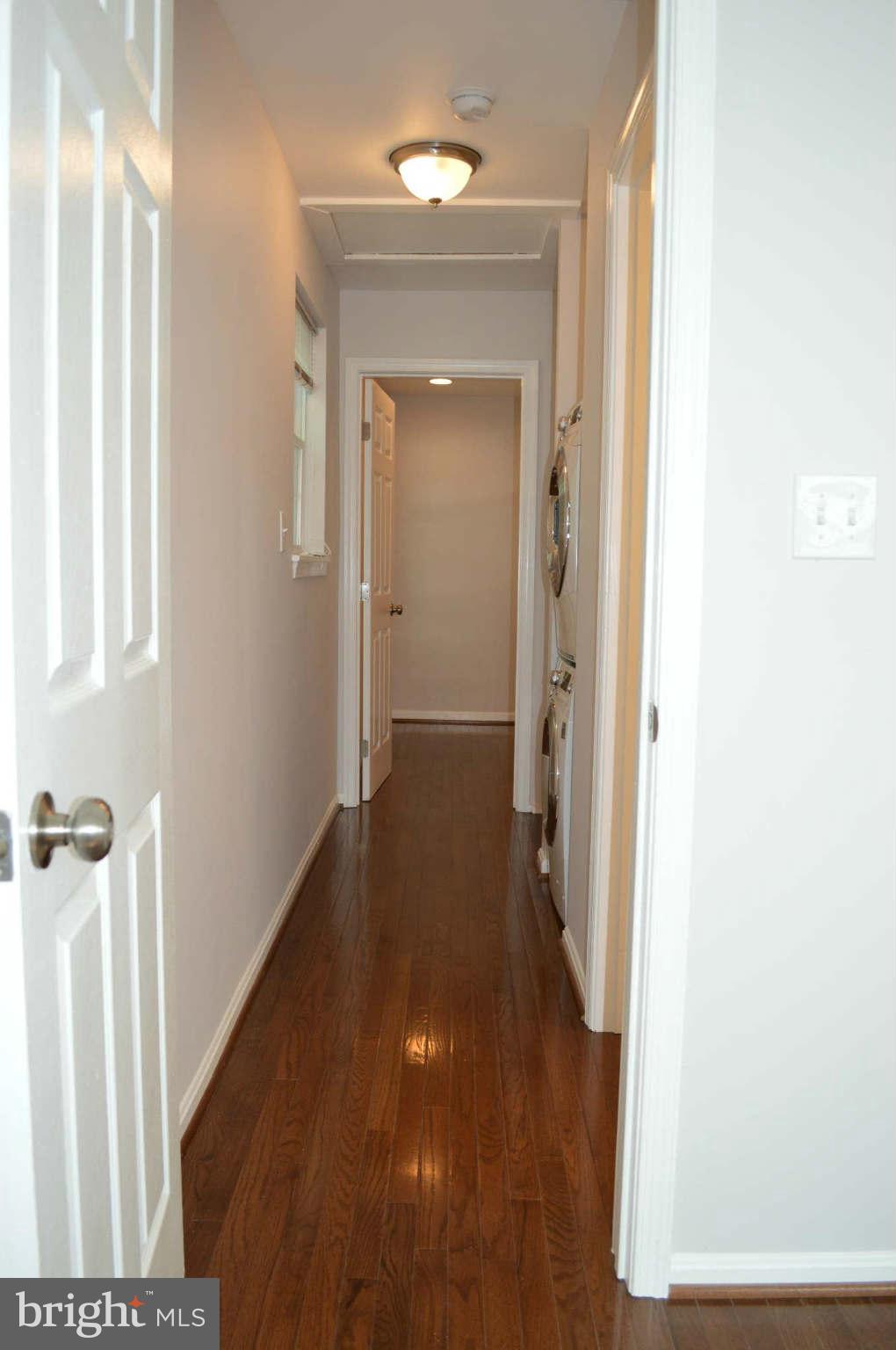 403 Franklin Street Northwest Washington, DC 20001 - Photo 11 of 18 Hallway