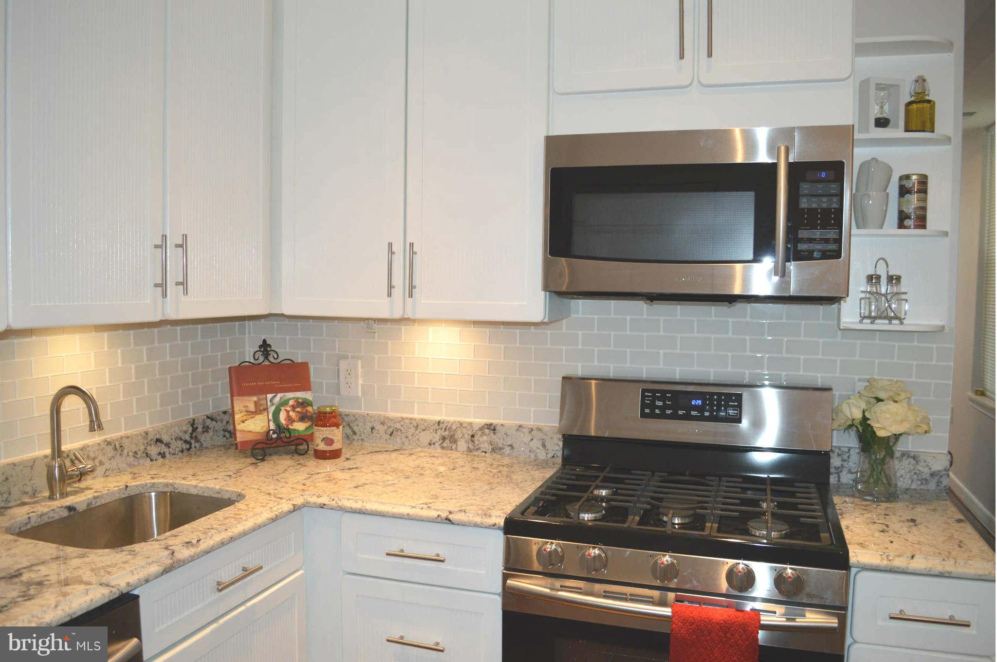 403 Franklin Street Northwest Washington, DC 20001 - Photo 7 of 18 Kitchen