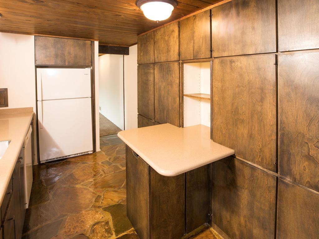 6300 Ridgeview Drive Edina, MN 55439 - Photo 16 of 35