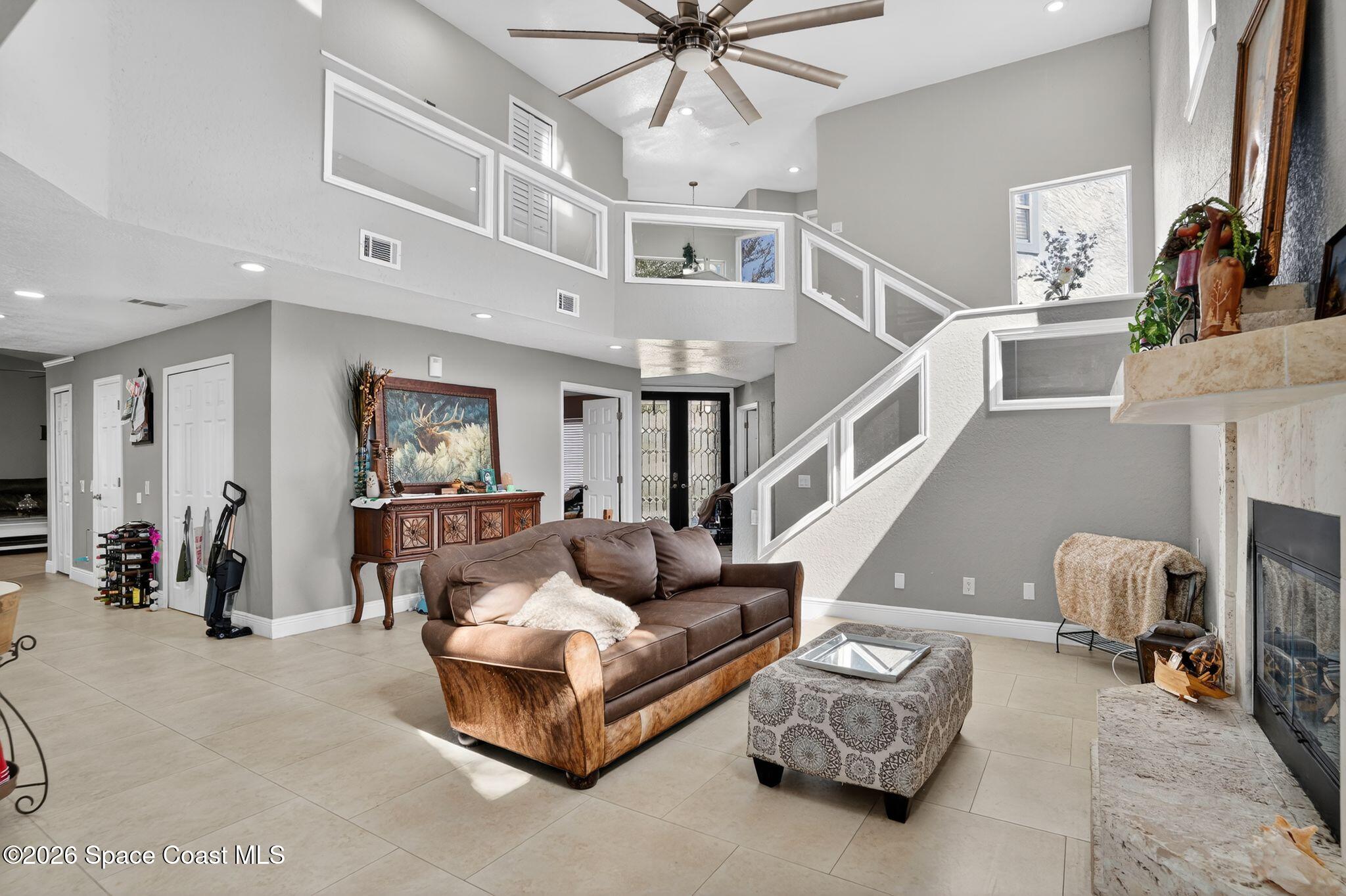 3870 Raney Road Titusville, FL 32780 - Photo 6 of 28 07_3870_Raney_Rd_Titusville_FL_32780-Liv