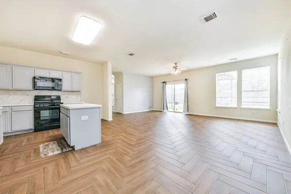 $2,300 | 12018 Country Orchard Lane, Houston, TX 77089