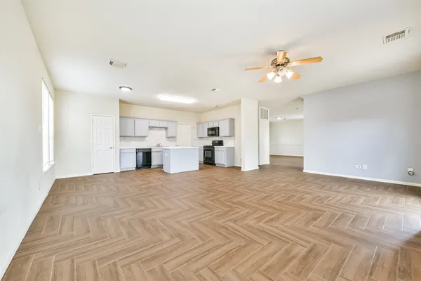 $2,300 | 12018 Country Orchard Lane, Houston, TX 77089