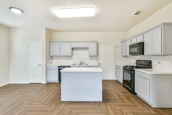 $2,300 | 12018 Country Orchard Lane, Houston, TX 77089