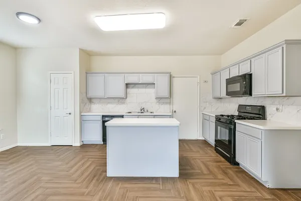 $2,300 | 12018 Country Orchard Lane, Houston, TX 77089